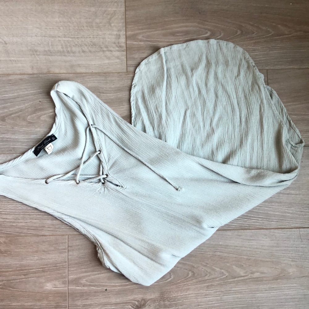 Lace front tunic top